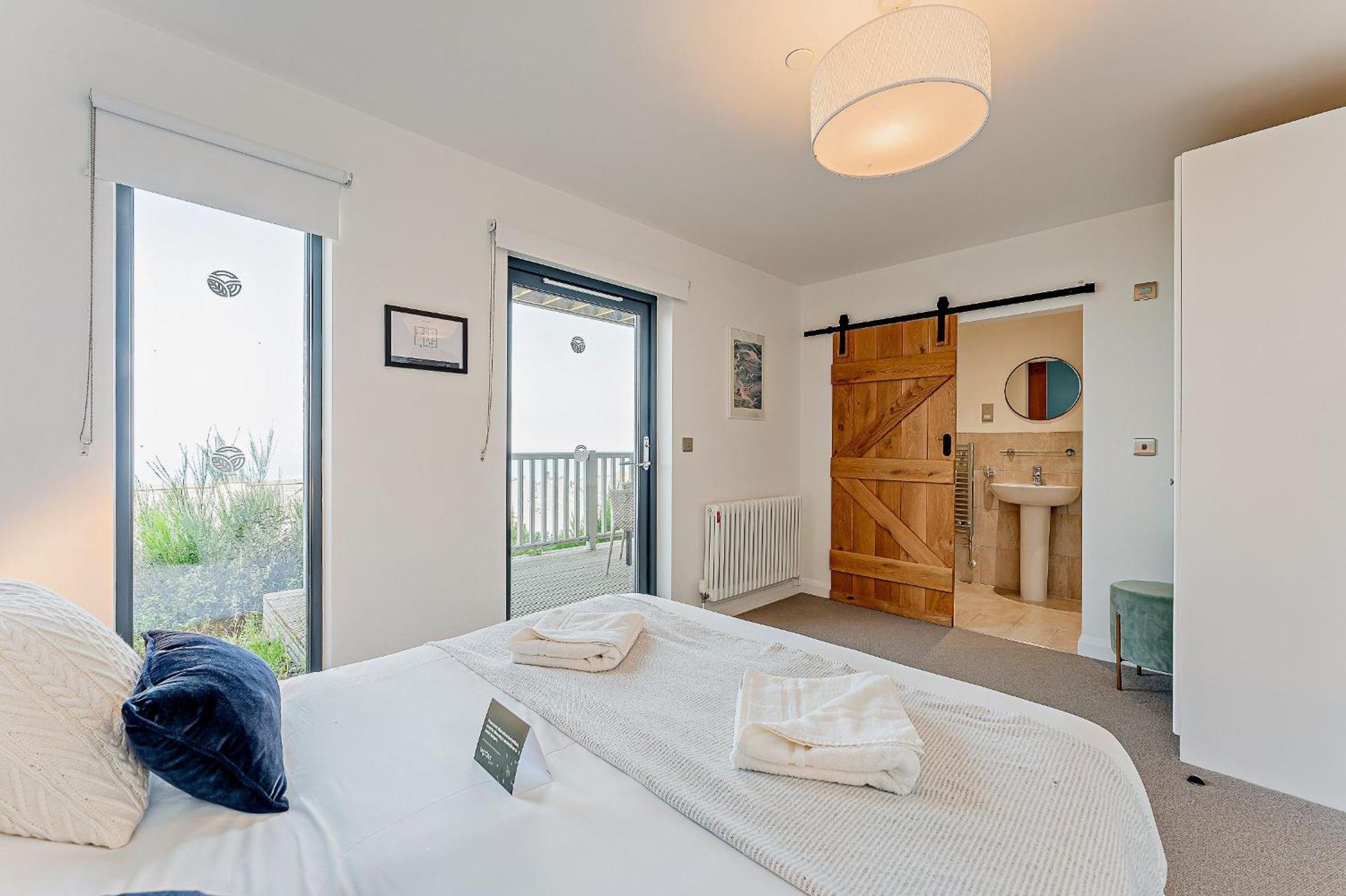 2 Bed Ground Floor Apartment - 11 Plas Pistyll Экстерьер фото